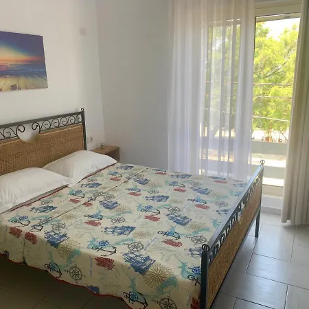 Sea Apartment Himare