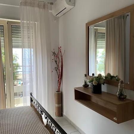 Apartment Sea Himare